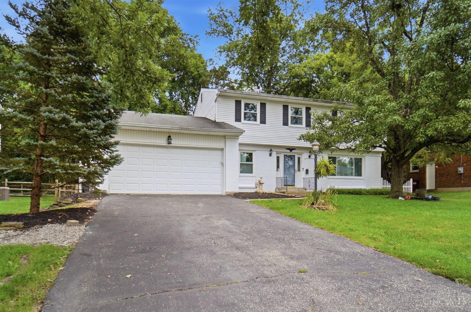 1st image of 11962 Cedarcreek Dr, Springfield Twp., OH 45240 | MLS# 1890388