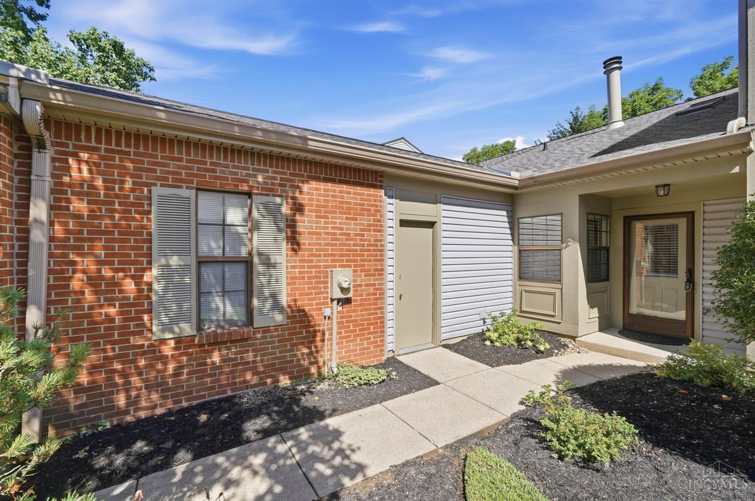 3rd image of 7846 Hackney Cir, Maineville, OH 45039 | MLS# 1890913