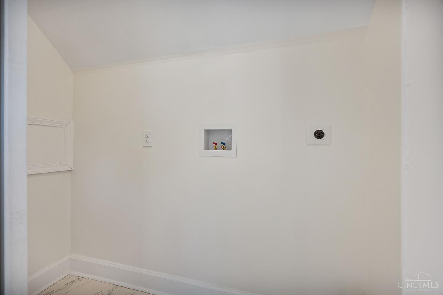 6832 Kenton Avenue, Silverton, OH, 45236 — photo 29