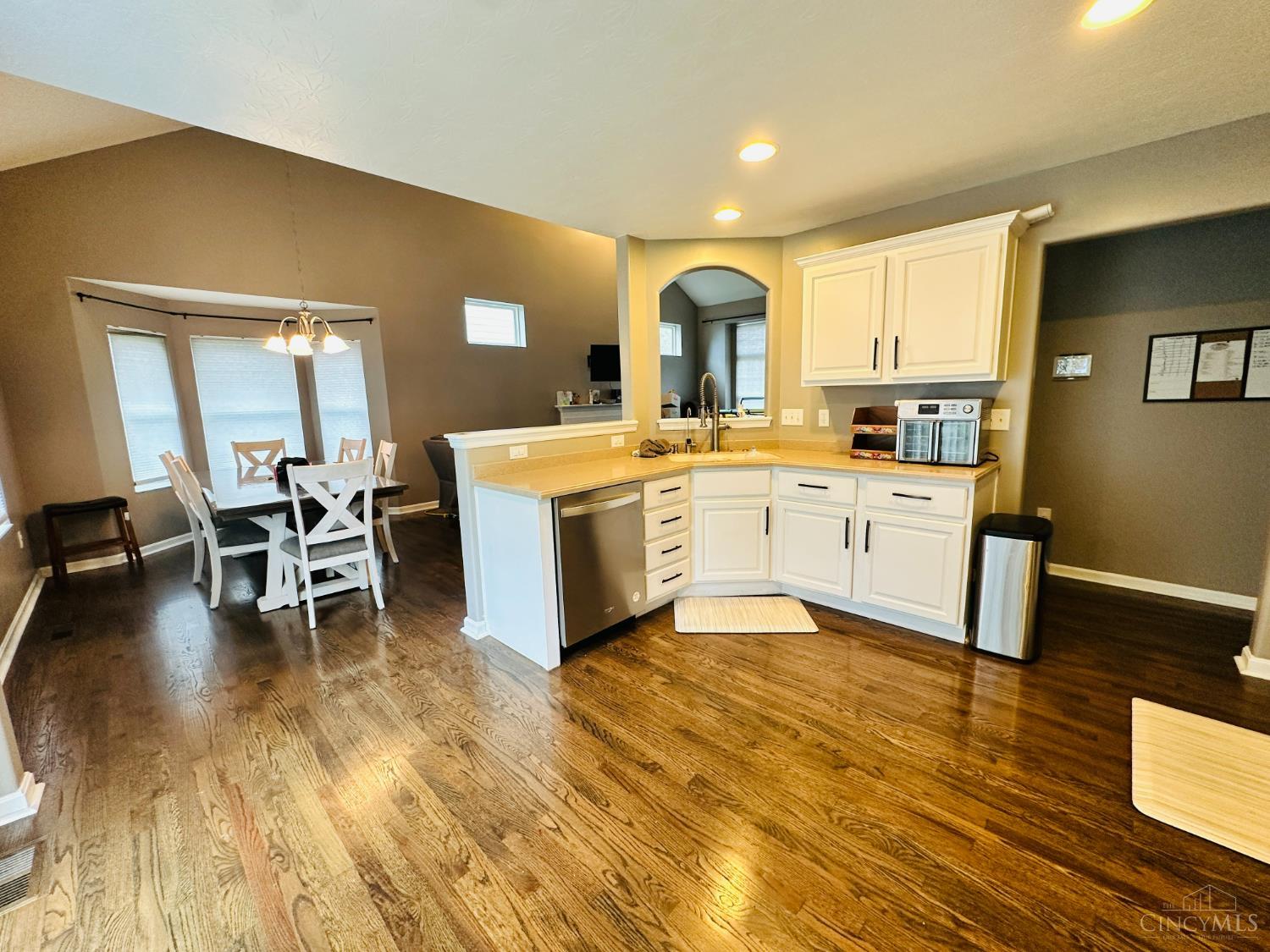 3rd image of 7216 Rolling Oaks Ct, Cincinnati, OH 45239 | MLS# 1890735