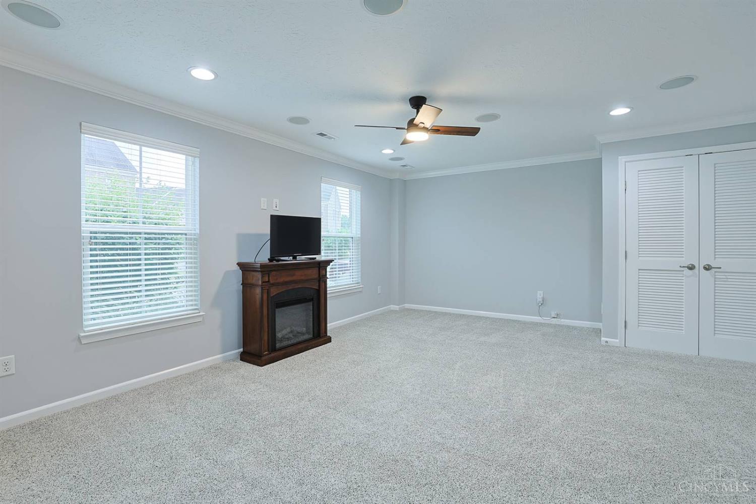9558 Cobblestone Walk, West Chester, OH, 45069 — photo 10