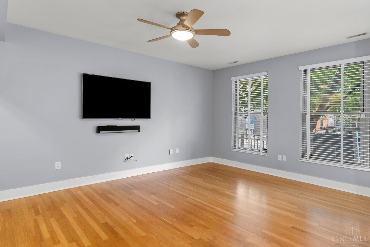 11 Mercer Street, Cincinnati, OH, 45202 — photo 11