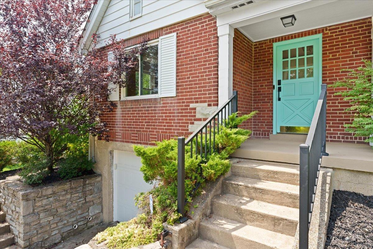 3rd image of 2304 E Galbraith Rd, Reading, OH 45237 | MLS# 1890991