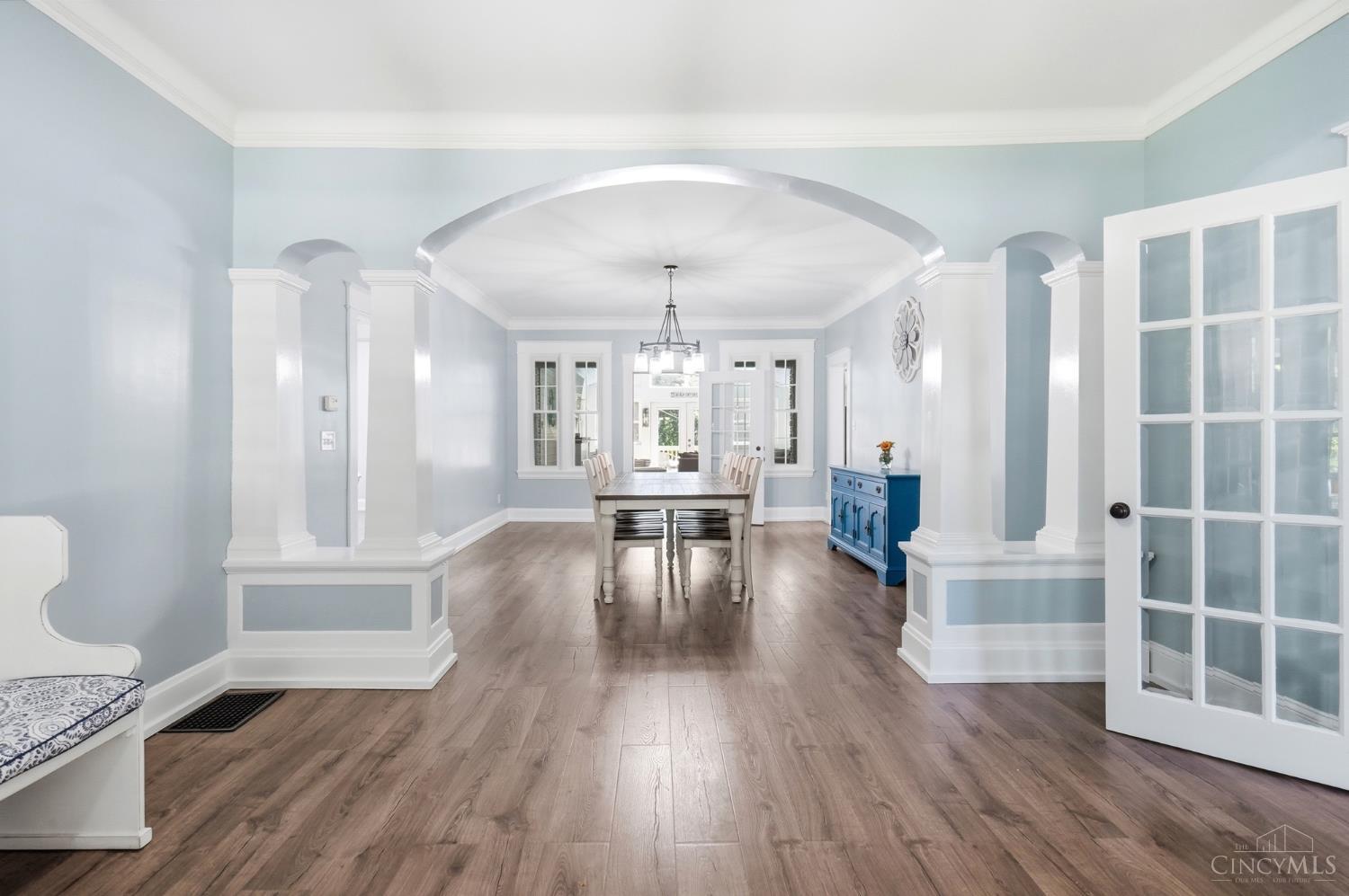 5th image of 910 Springfield, Cincinnati, OH 45215 | MLS# 1890645
