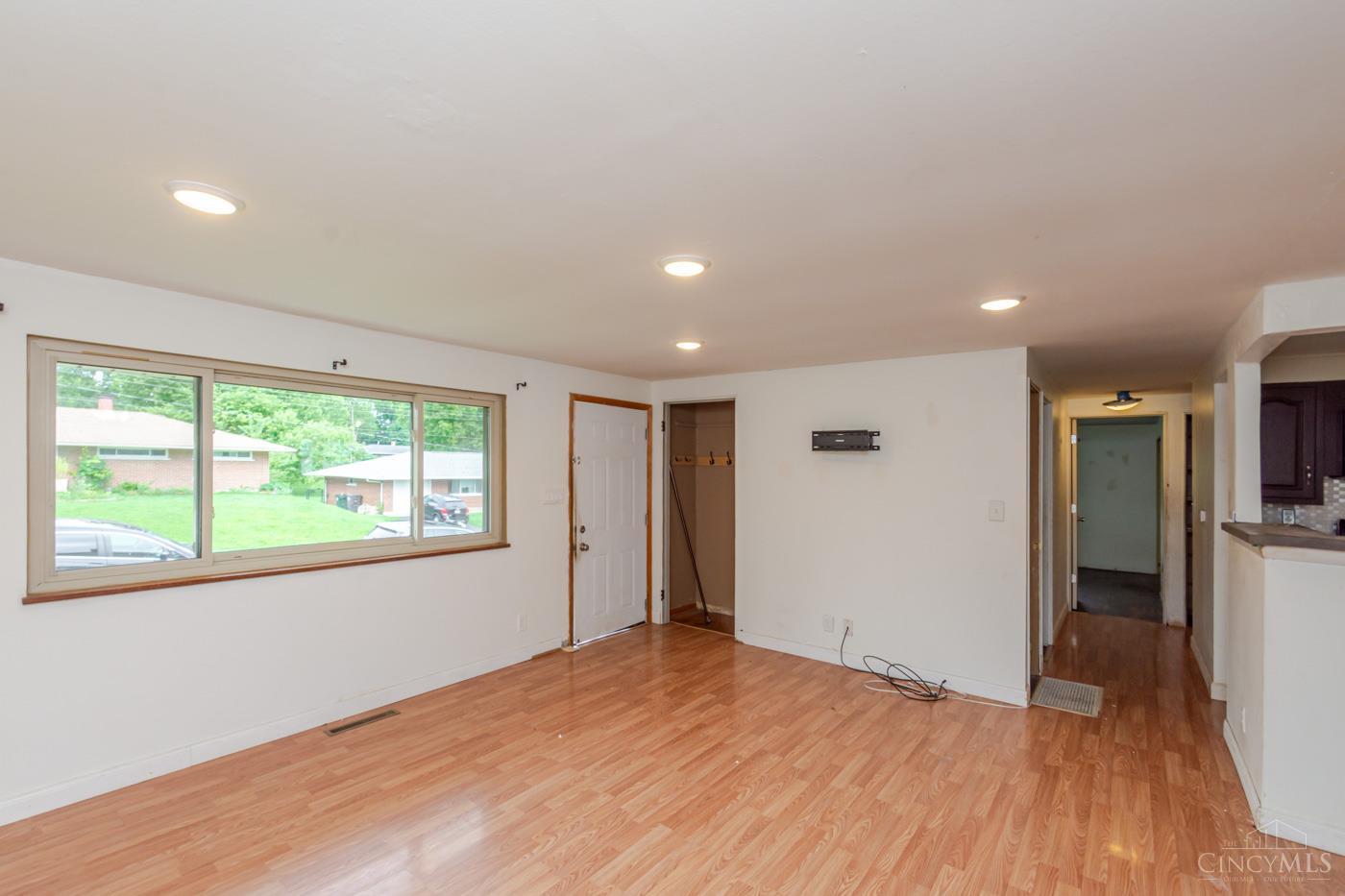 626 Upland Drive, West Carrollton, OH, 45449 — photo 5