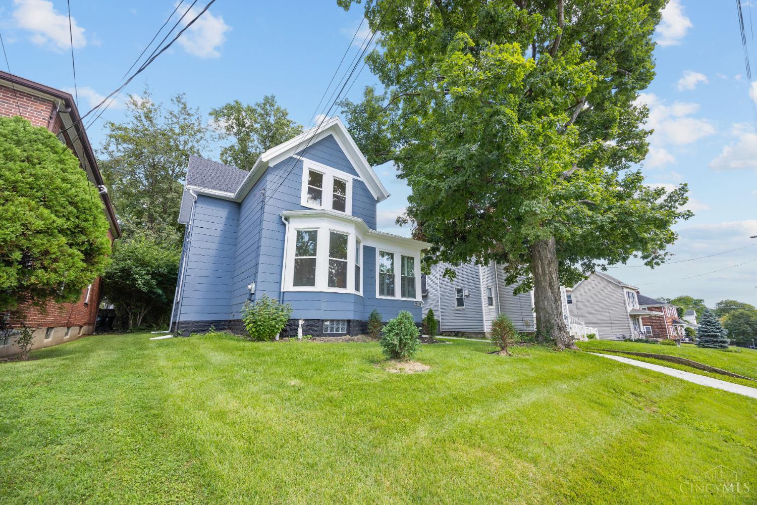 2nd image of 6832 Kenton Ave, Silverton, OH 45236 | MLS# 1891072