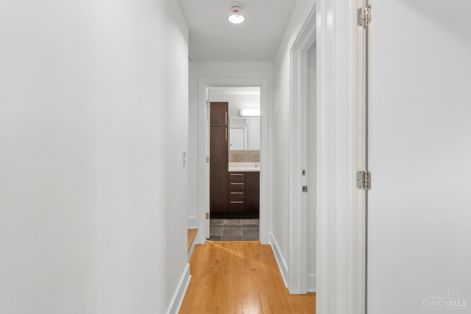 11 Mercer Street, Cincinnati, OH, 45202 — photo 22
