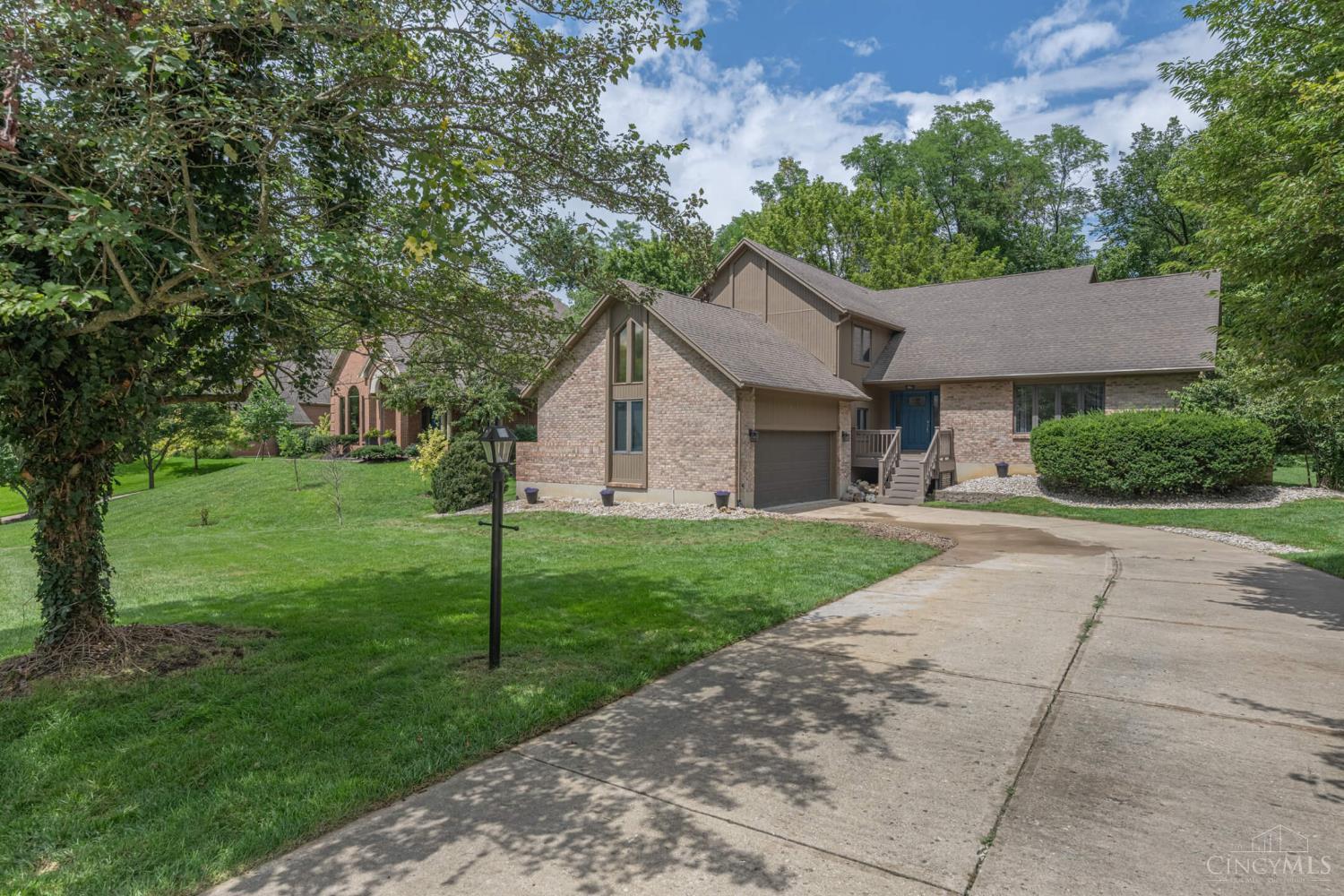 2nd image of 1828 W Tamarron, Springboro, OH 45066 | MLS# 1890980