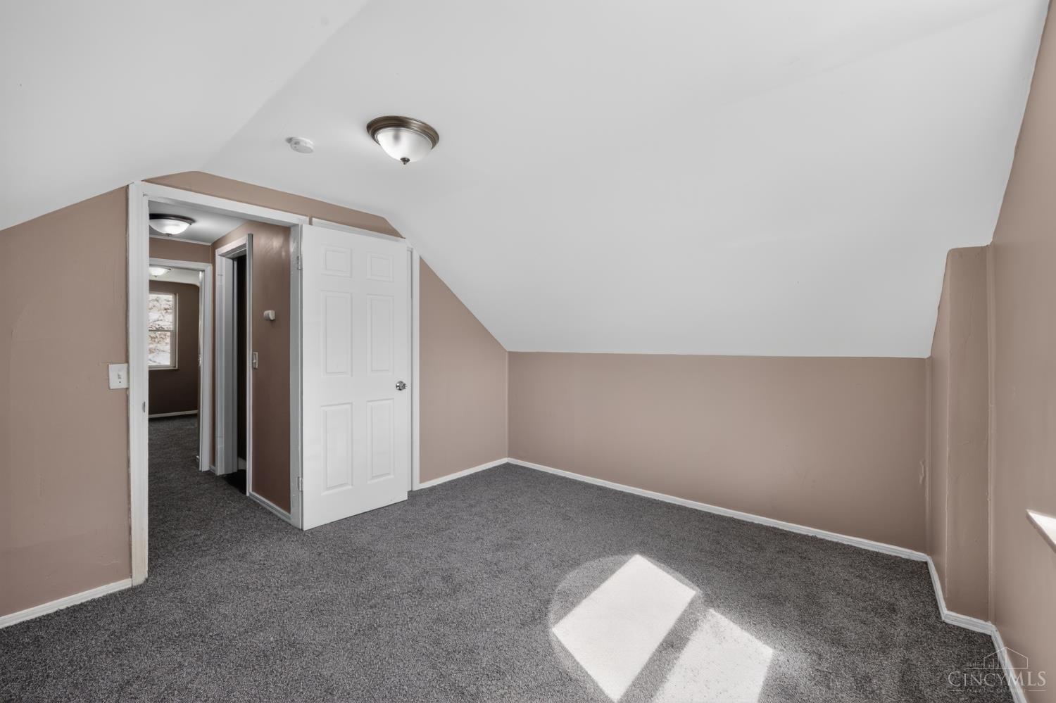 1263 Galbraith Road, Cincinnati, OH, 45231 — photo 24