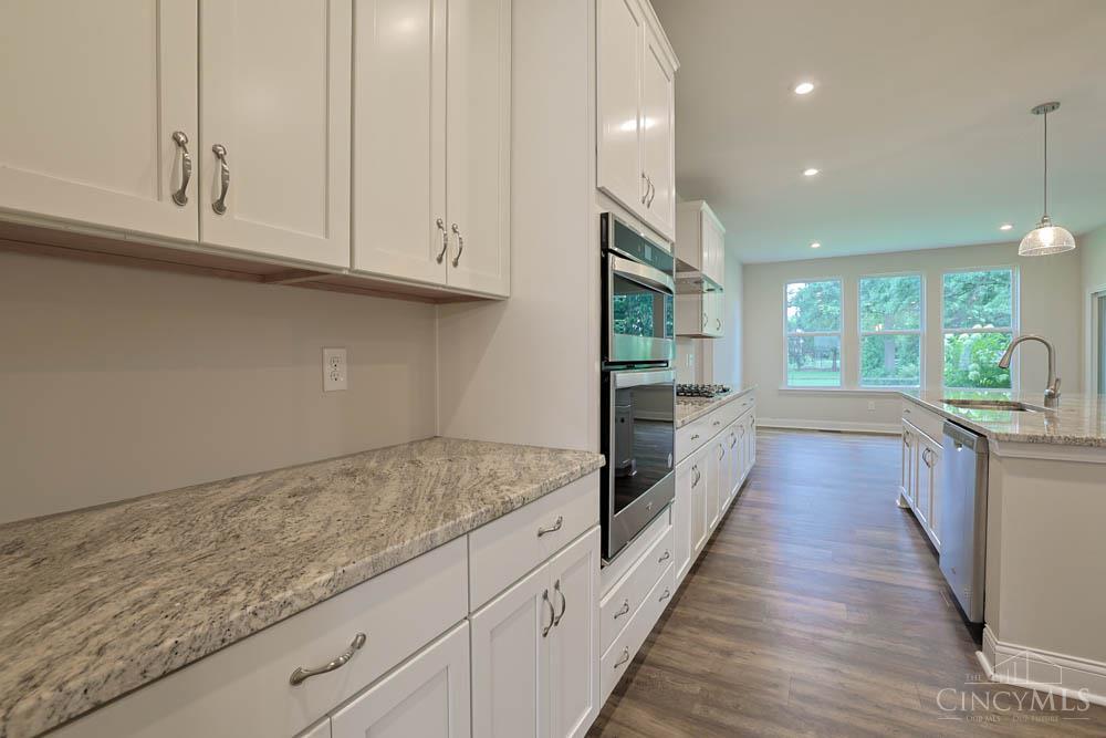 9817 Cross Meadow Drive, Deerfield Twp., OH, 45040 — photo 11