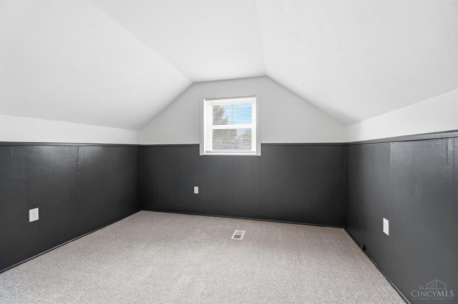 9315 Jericho Drive, Colerain Twp, OH, 45231 — photo 24