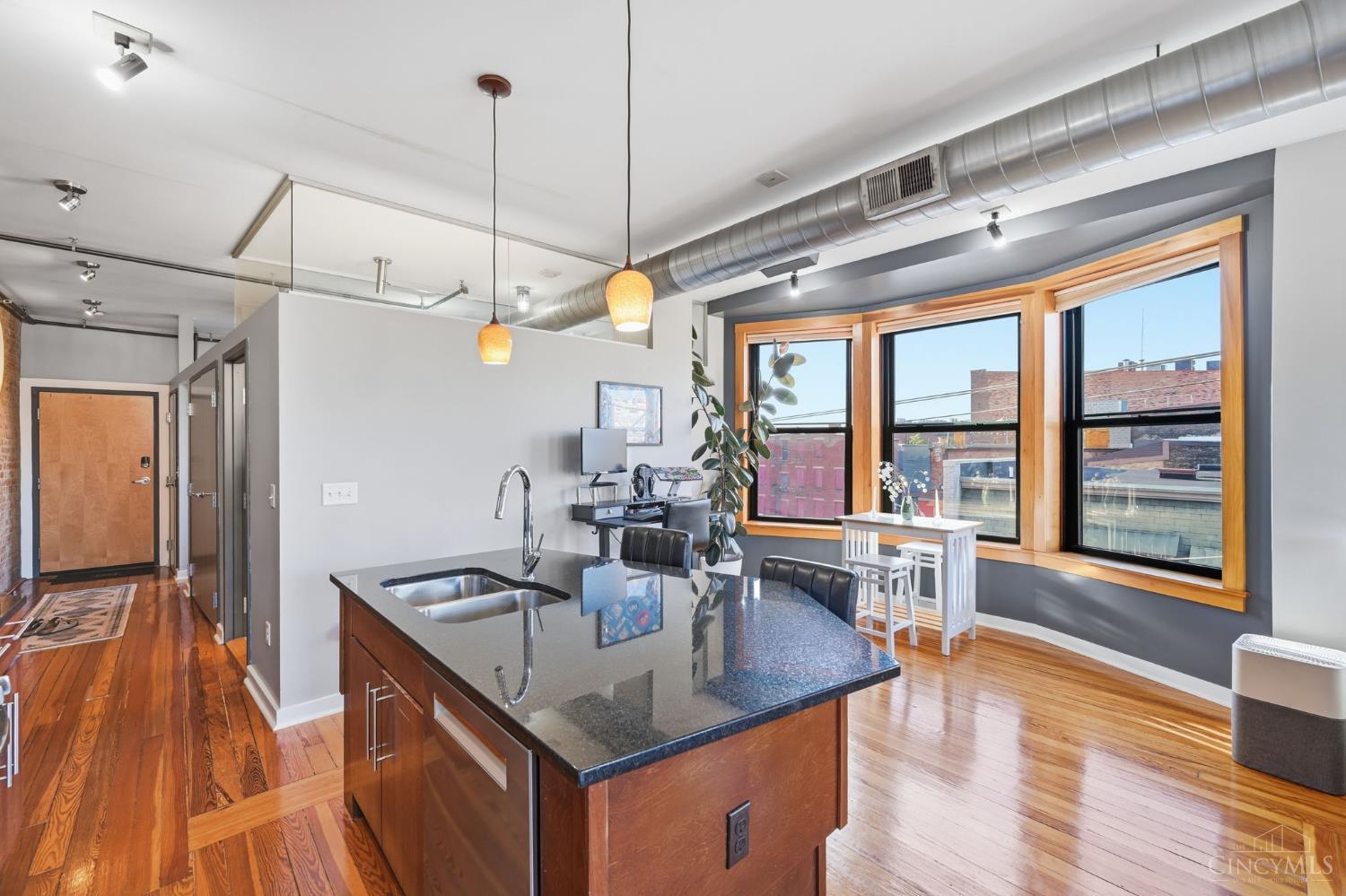 1237 Vine Street #5, Cincinnati, OH, 45202 — photo 3