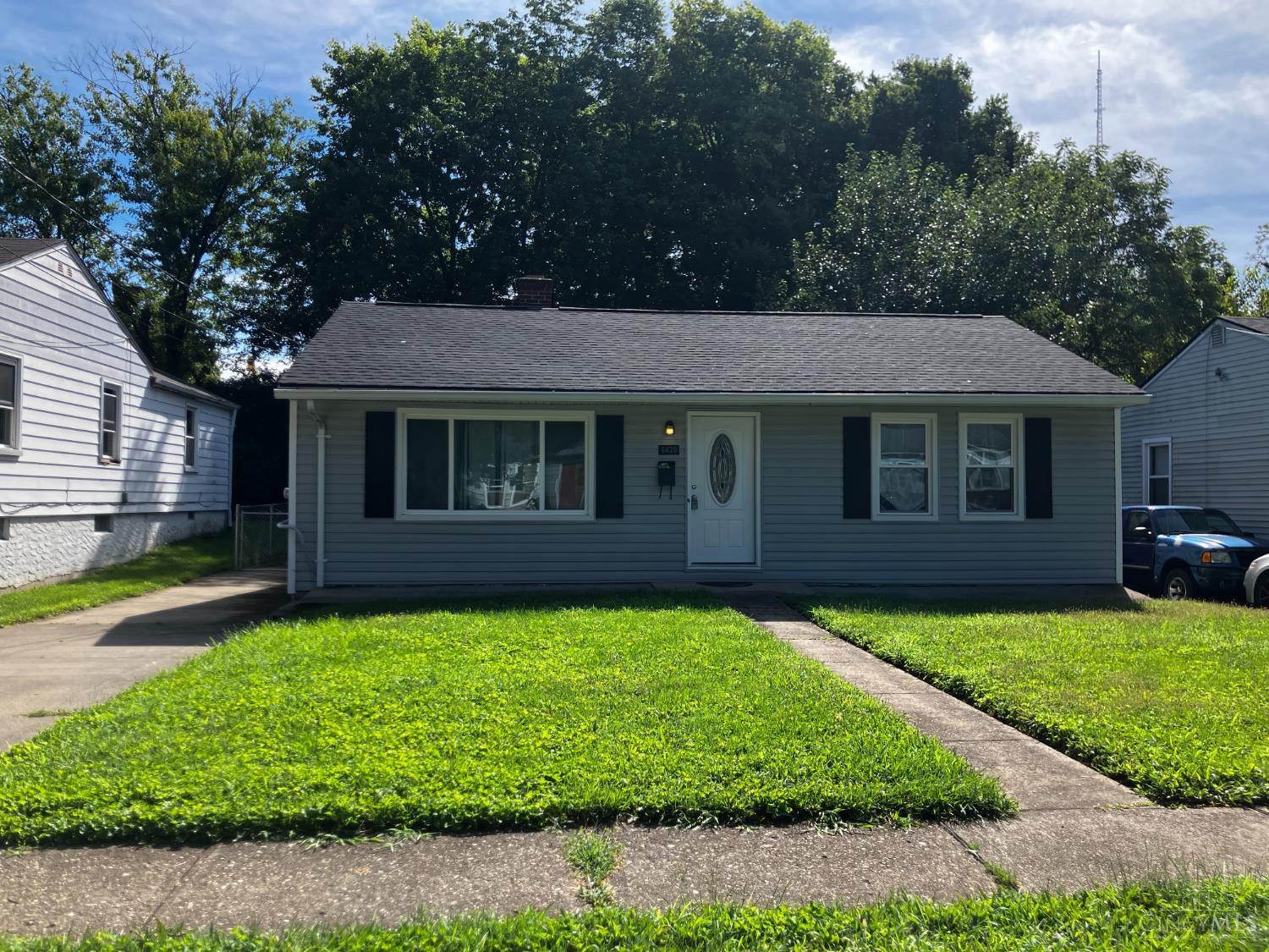 1st image of 6420 Ridgefield Dr, Springfield Twp., OH 45224 | MLS# 1891084