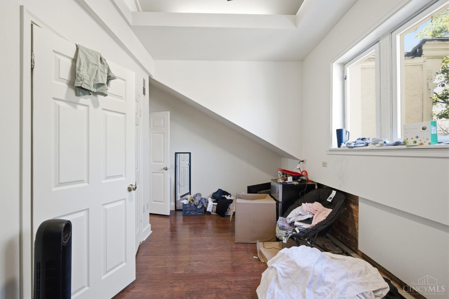 215 Warner Street, Cincinnati, OH, 45219 — photo 90