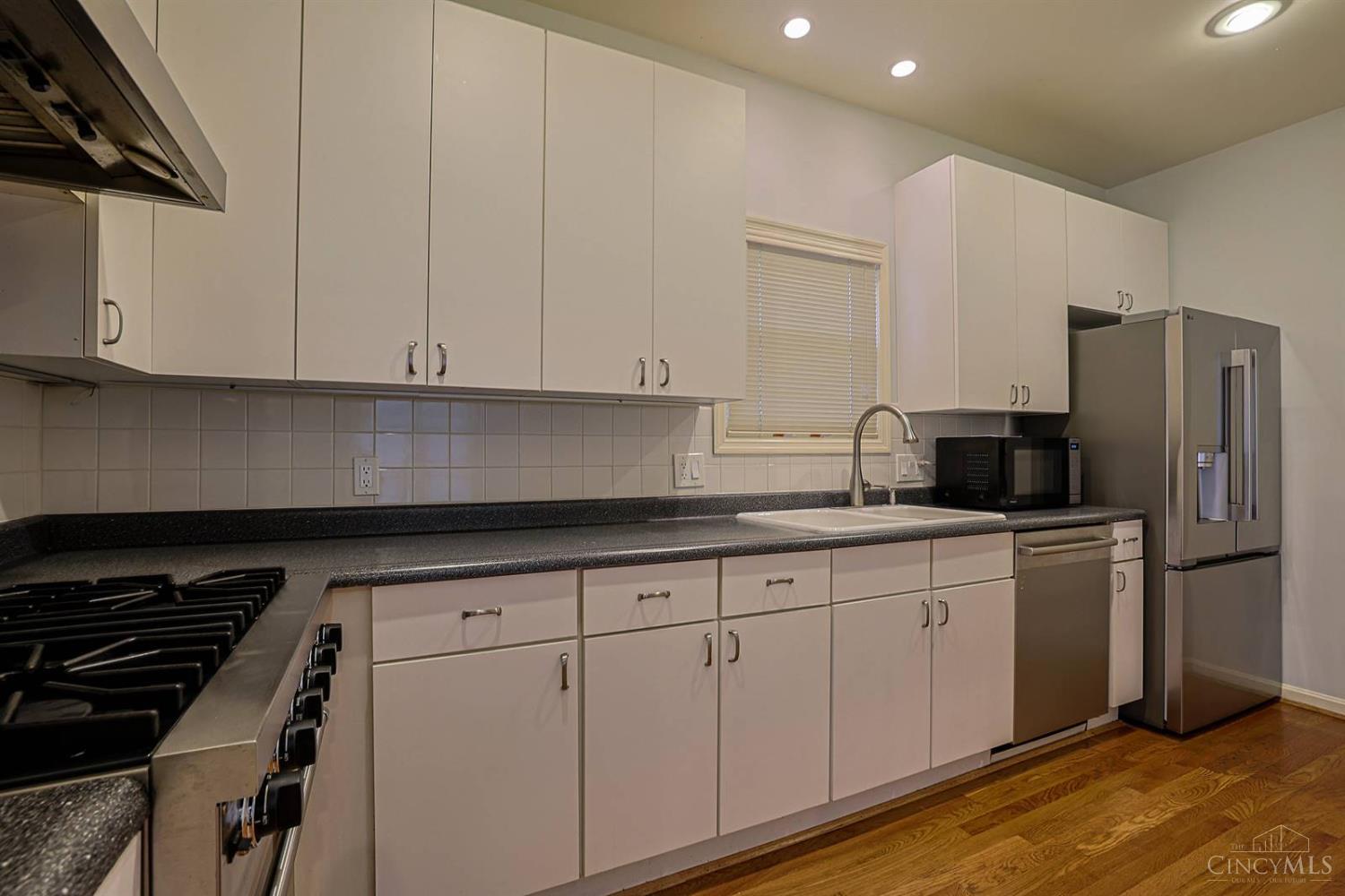 520 Missouri Avenue, Cincinnati, OH, 45226 — photo 5