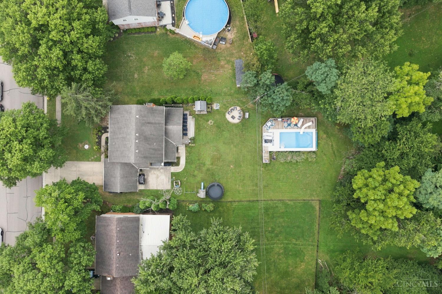 2nd image of 7088 Pickway Dr, Green Twp, OH 45233 | MLS# 1891098