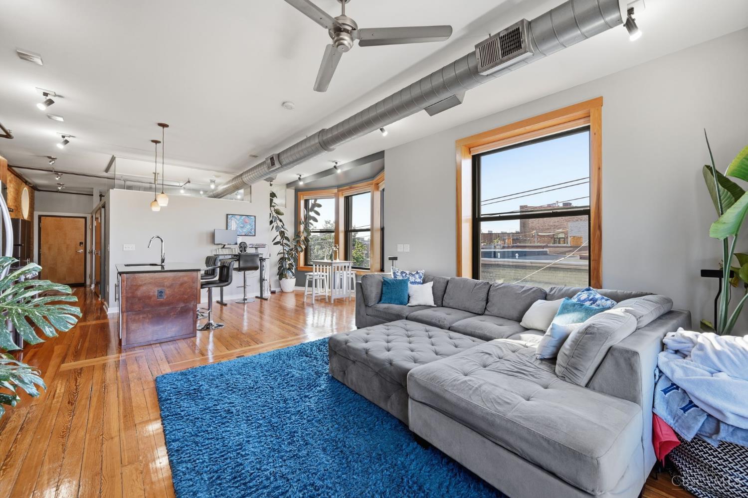 5th image of 1237 Vine, Cincinnati, OH 45202