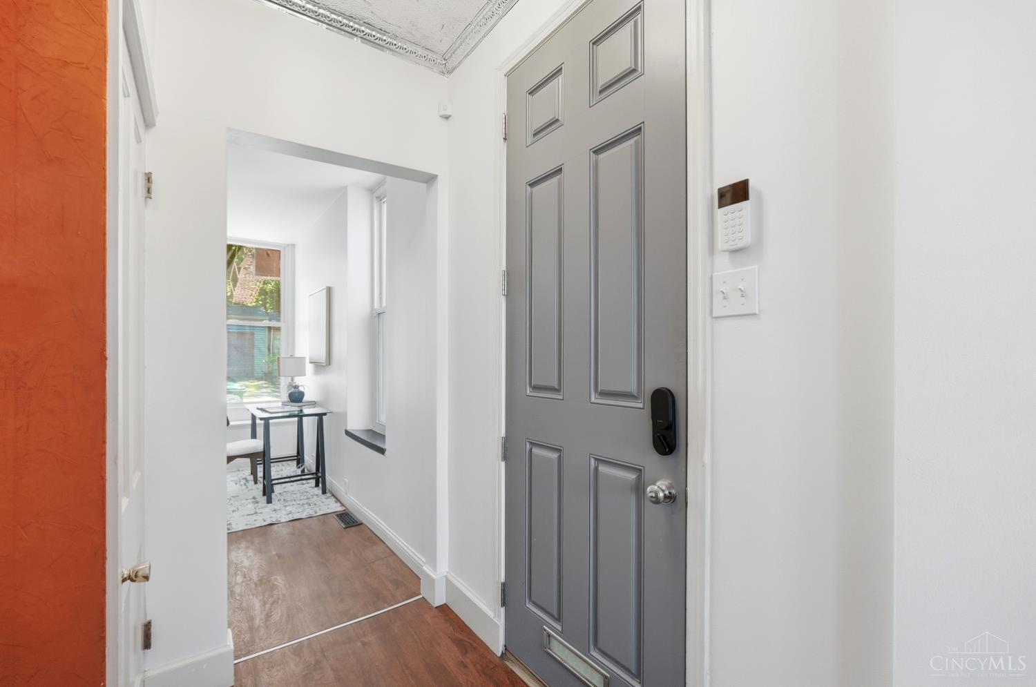 1810 Walker Street, Cincinnati, OH, 45202 — photo 11