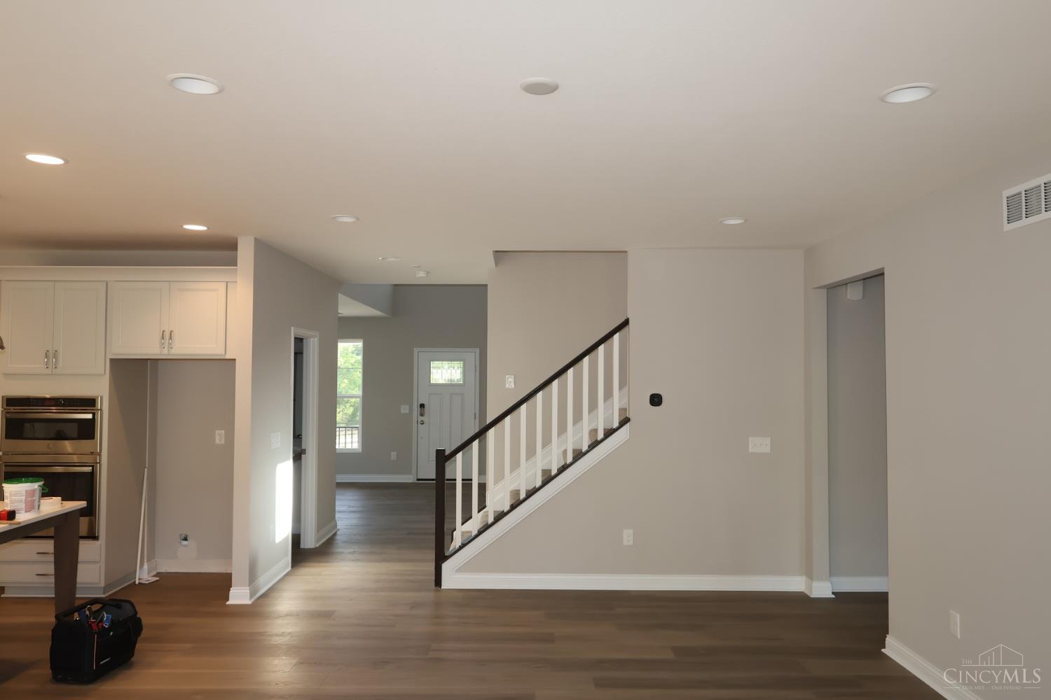 5775 Irwin Drive #141, Green Twp, OH, 45248 — photo 7