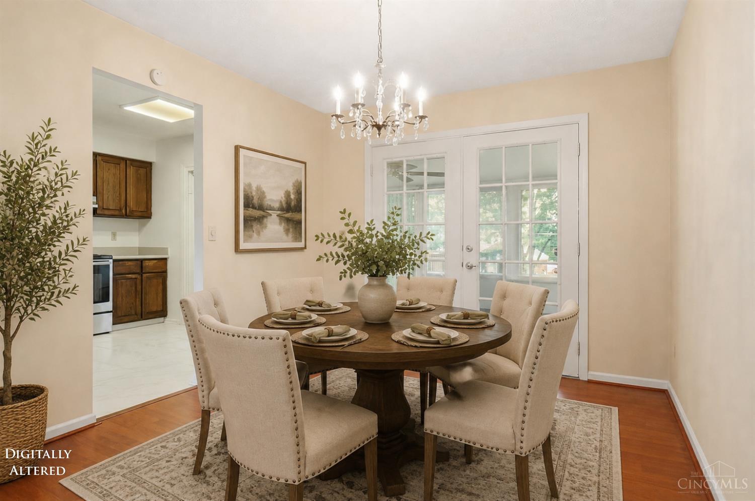3rd image of 890 Summerfield Ln, Springdale, OH 45240 | MLS# 1891139