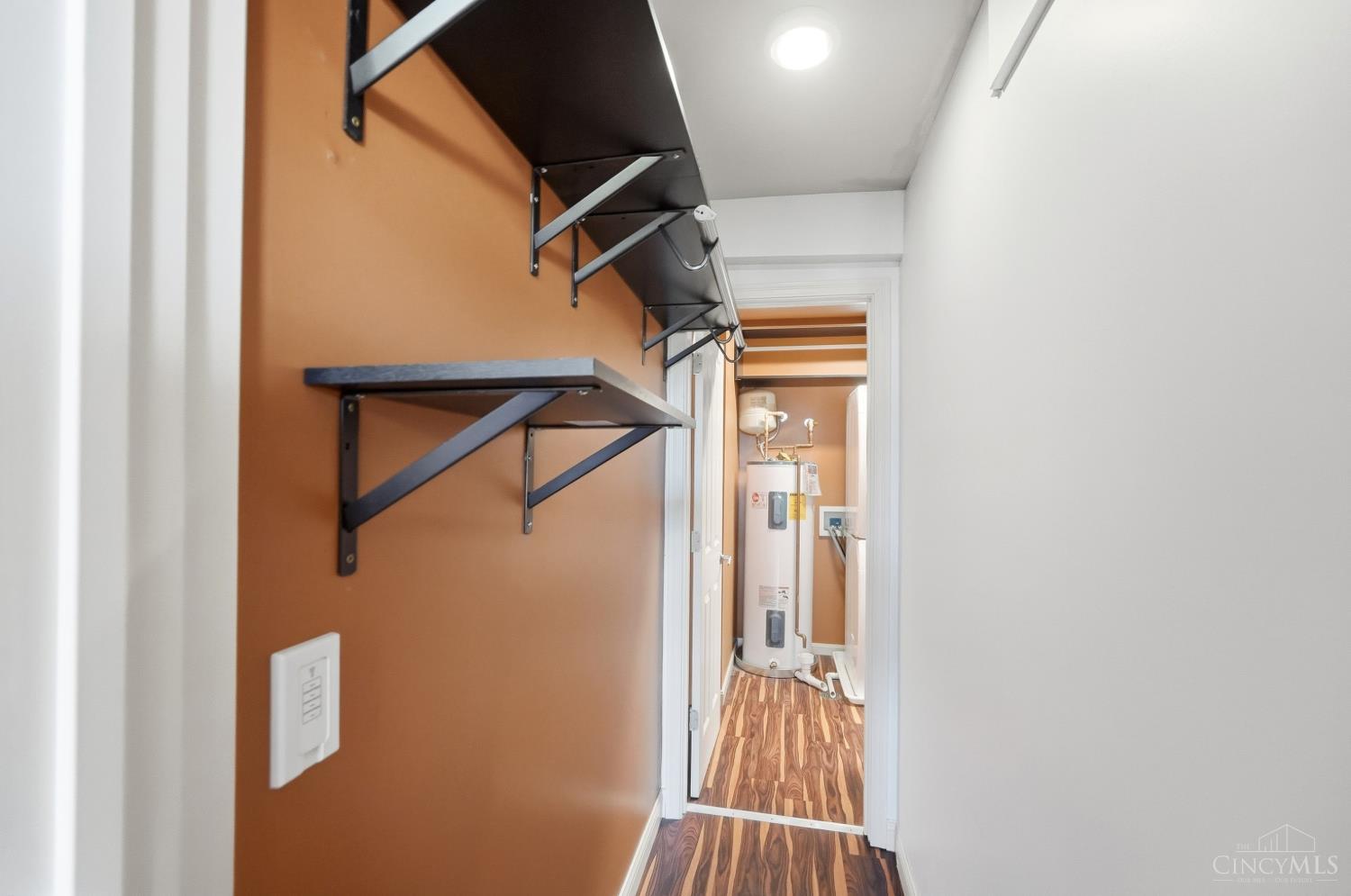 1810 Walker Street, Cincinnati, OH, 45202 — photo 40