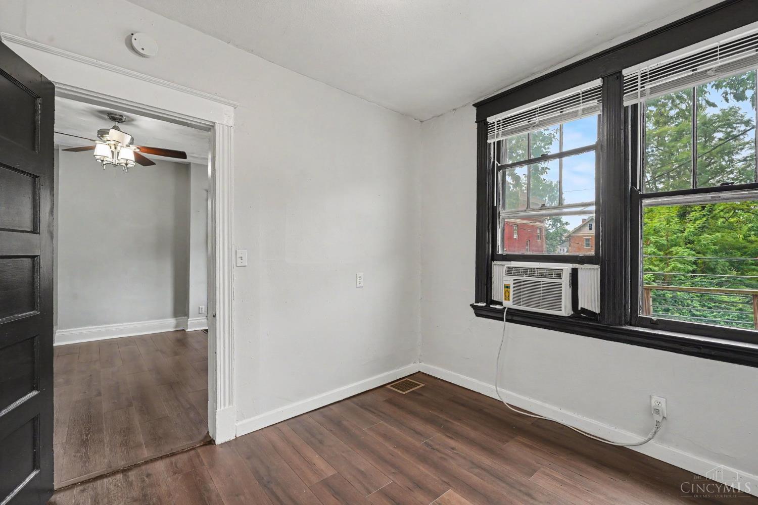 172 Kinsey Avenue, Cincinnati, OH, 45219 — photo 21