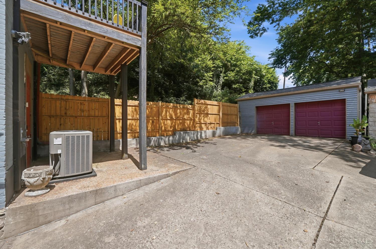 1810 Walker Street, Cincinnati, OH, 45202 — photo 63