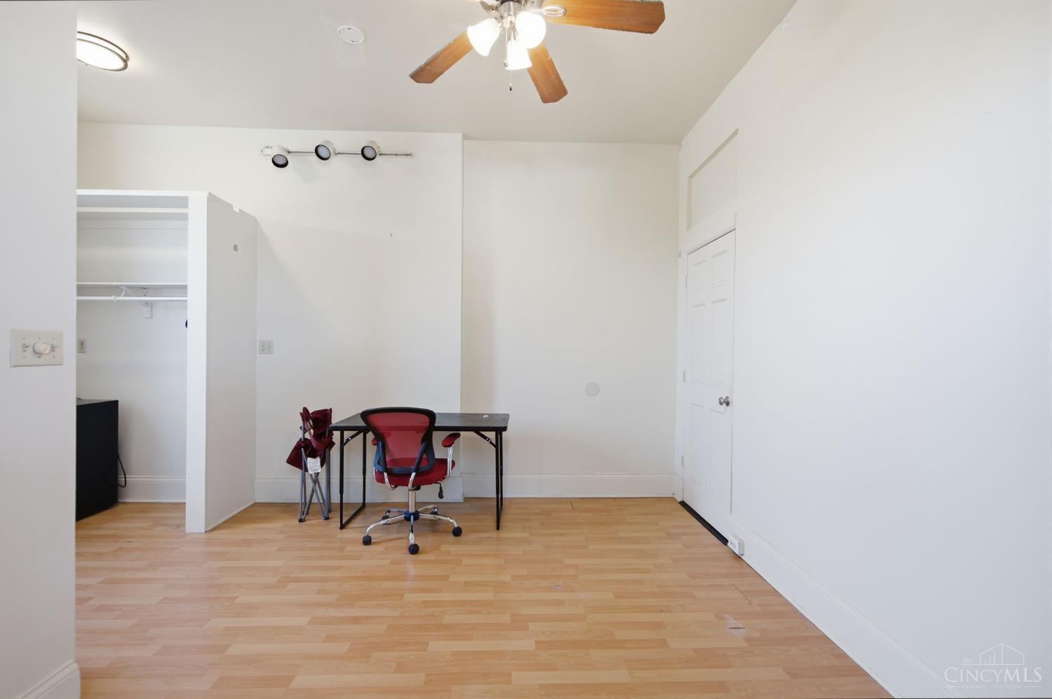 215 Warner Street, Cincinnati, OH, 45219 — photo 76