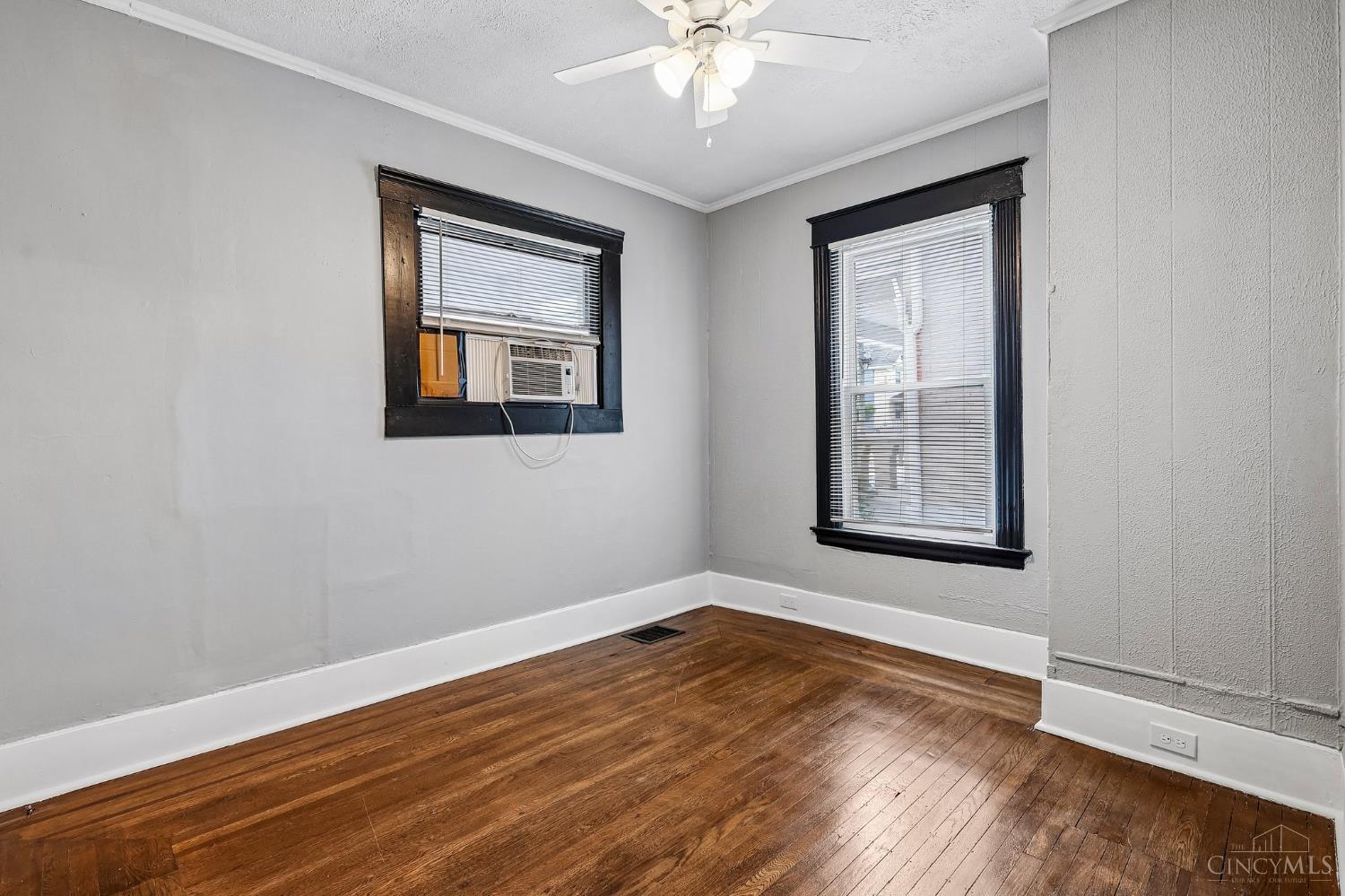 172 Kinsey Avenue, Cincinnati, OH, 45219 — photo 39