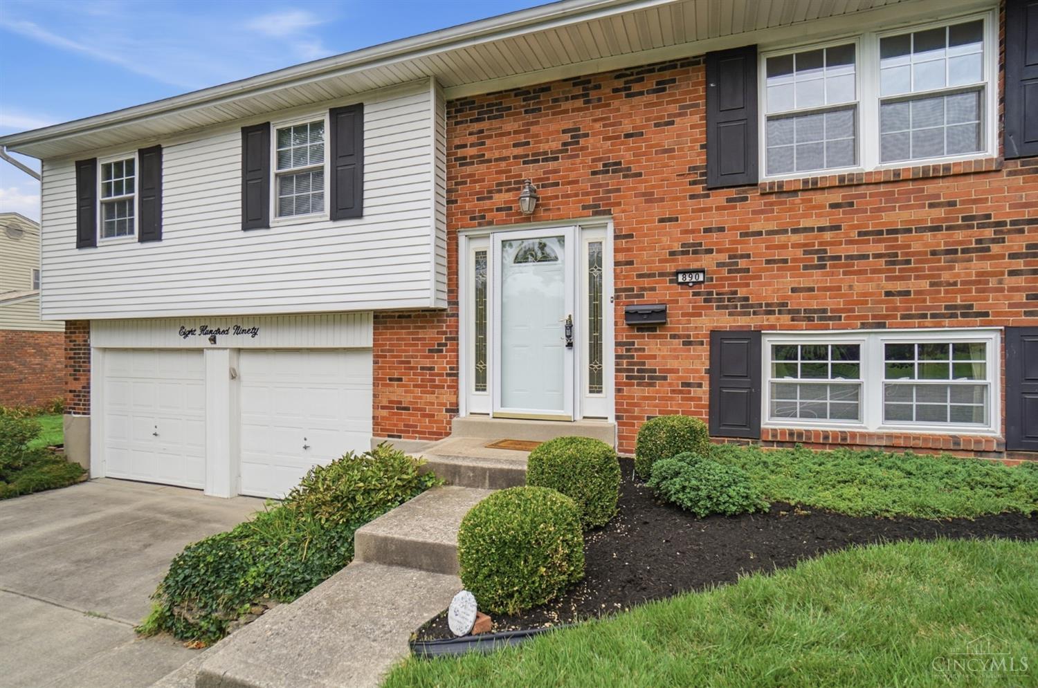 890 Summerfield Lane, Springdale, OH, 45240 — photo 26