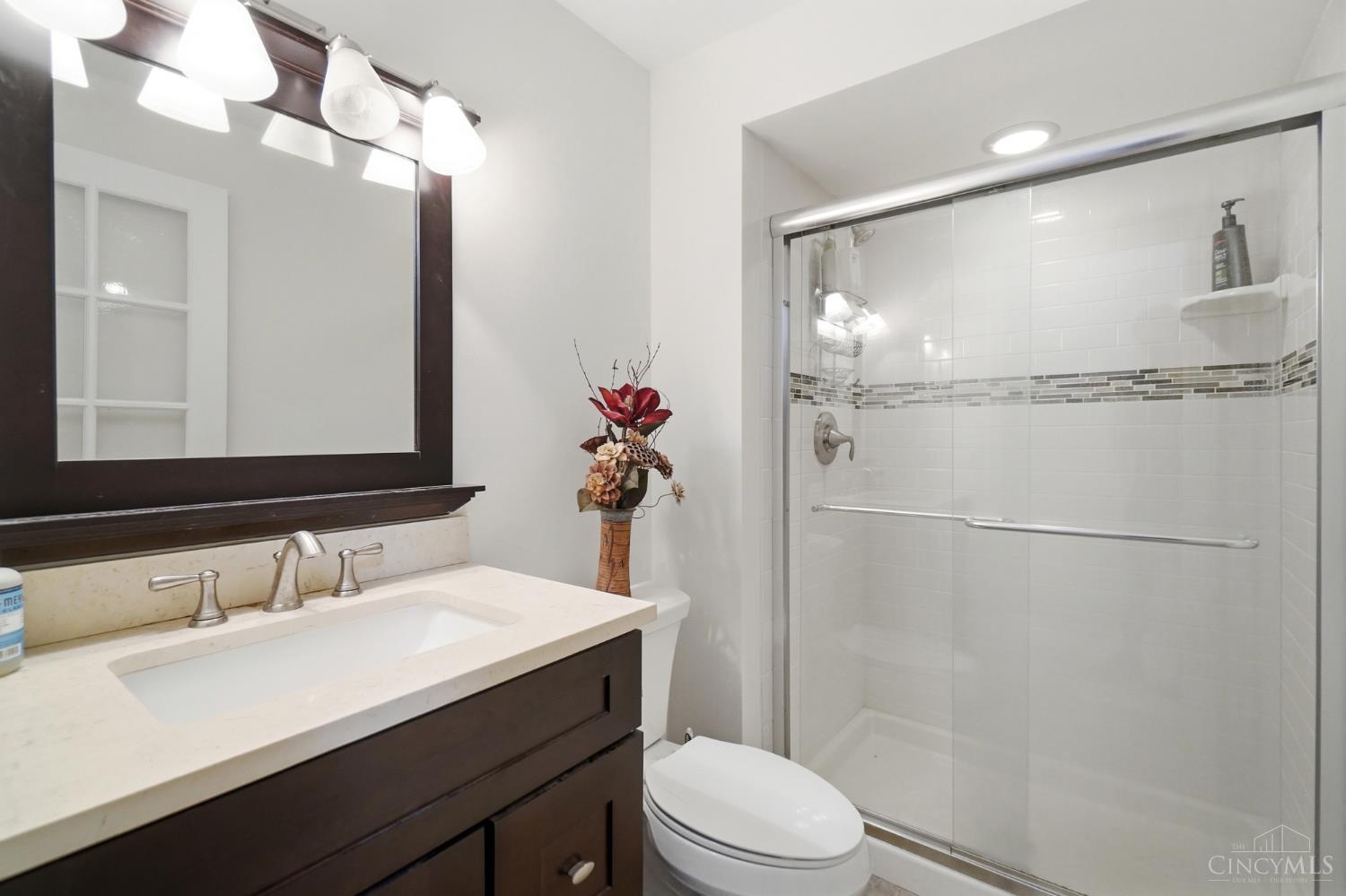 7784 Glen Eden Lane
