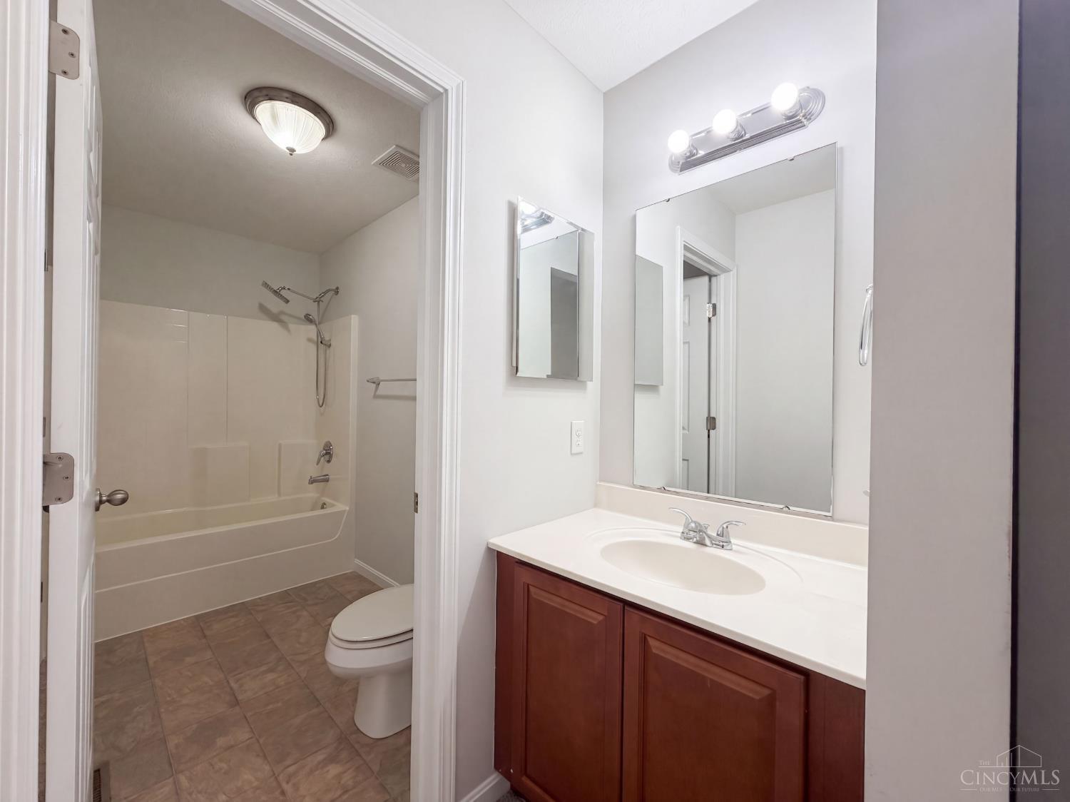 940 Sleepy Hollow Drive, Monroe, OH, 45050 — photo 27