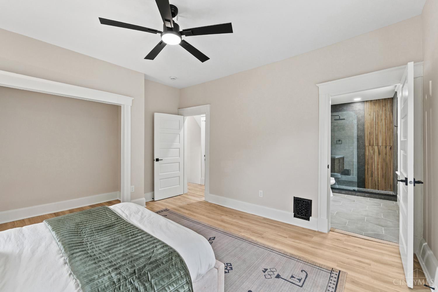 1860 Kinney Avenue, Cincinnati, OH, 45207 — photo 18