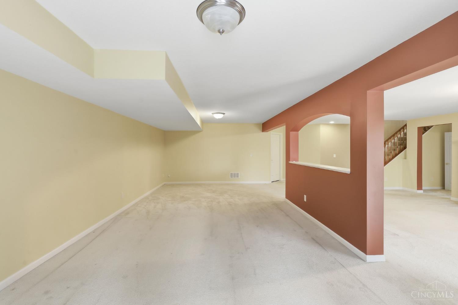 7886 Bridge Point Drive, Green Twp, OH, 45248 — photo 37