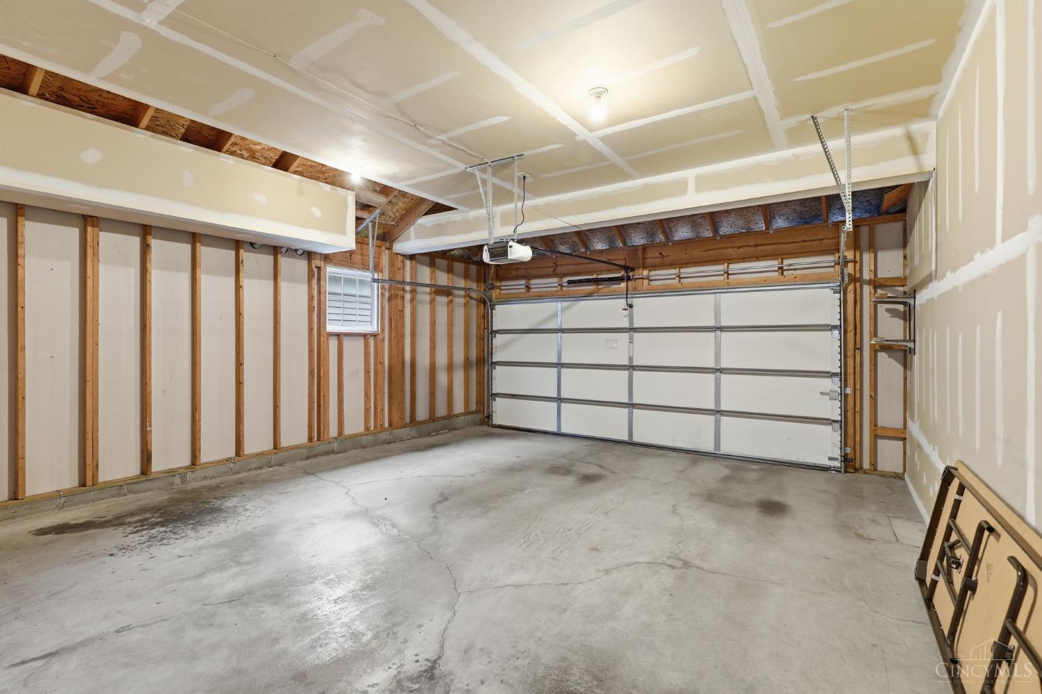 7886 Bridge Point Drive, Green Twp, OH, 45248 — photo 44