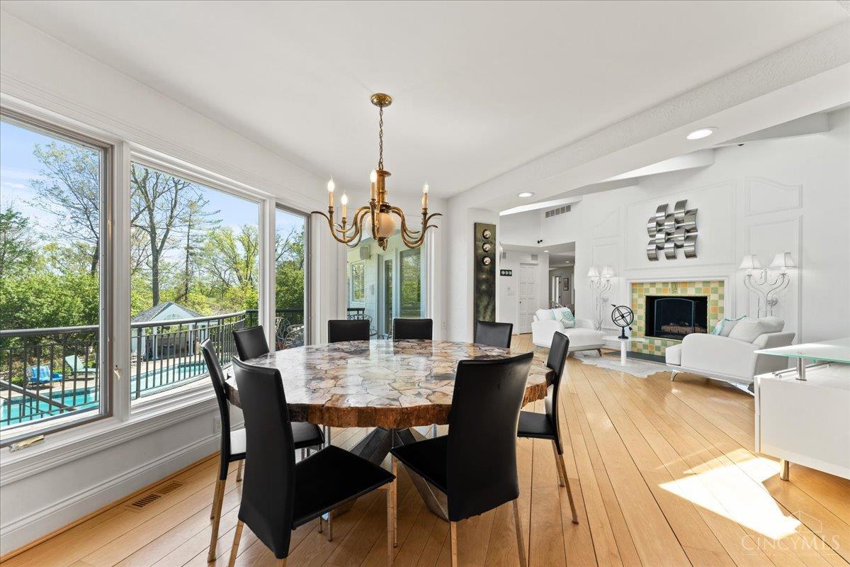 6220 Hawk Ridge Lane, Indian Hill, OH, 45243 — photo 10