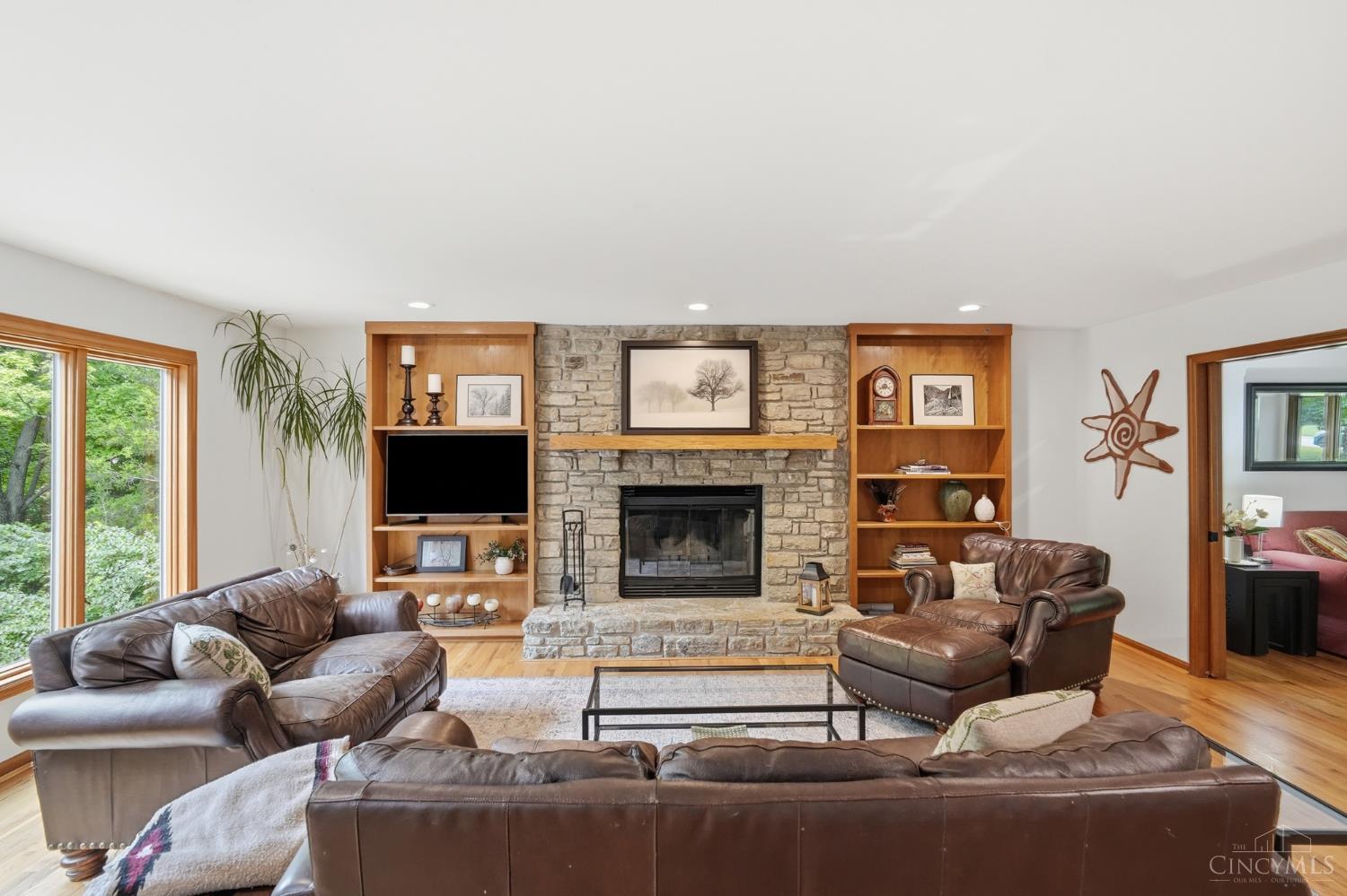 7784 Glen Eden Lane