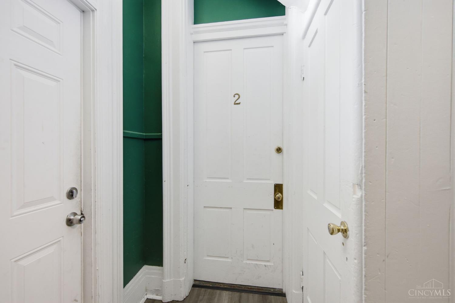 215 Warner Street, Cincinnati, OH, 45219 — photo 36