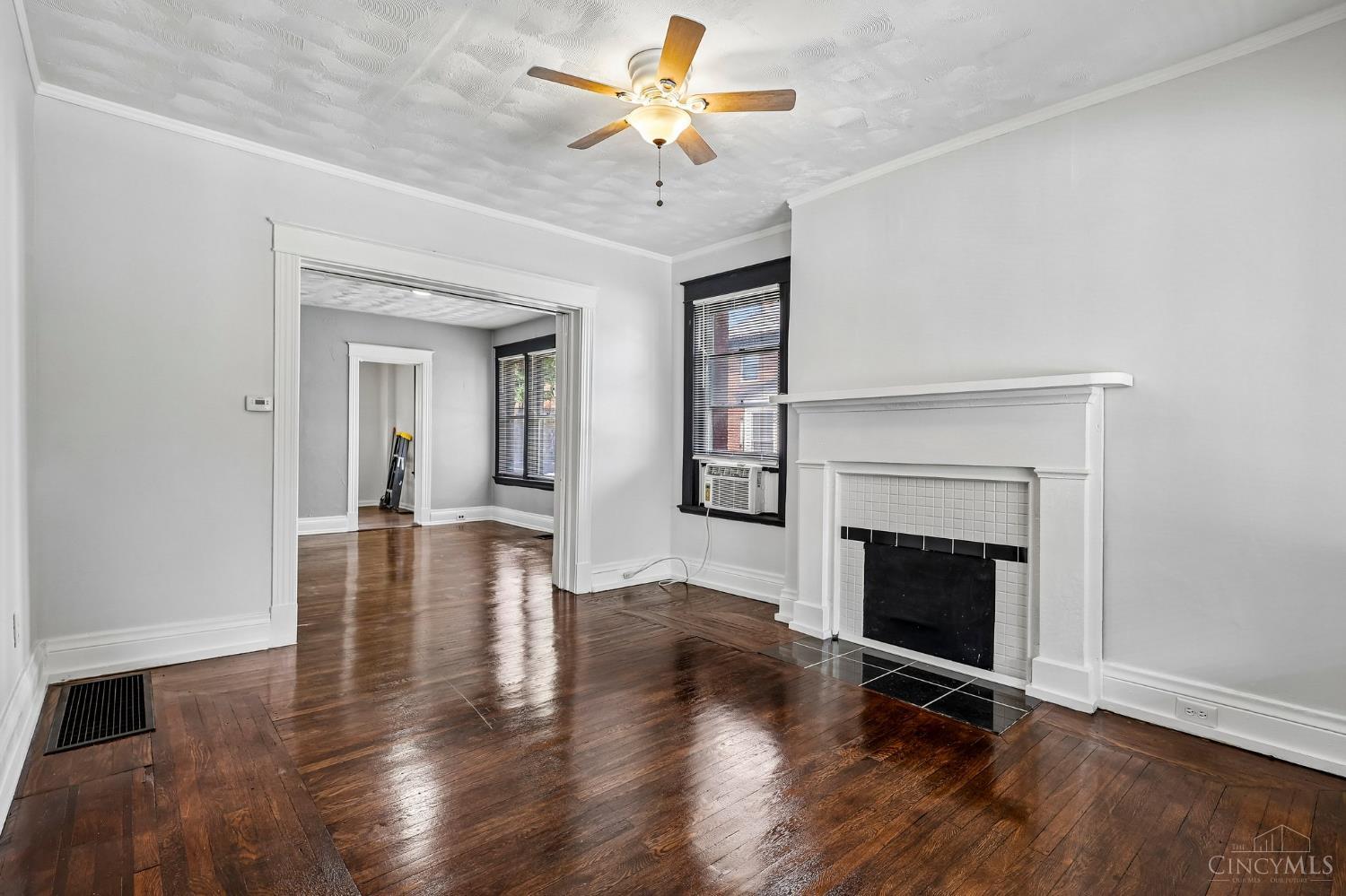 172 Kinsey Avenue, Cincinnati, OH, 45219 — photo 27