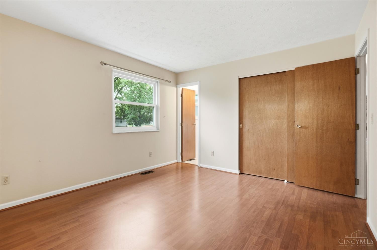 890 Summerfield Lane, Springdale, OH, 45240 — photo 33