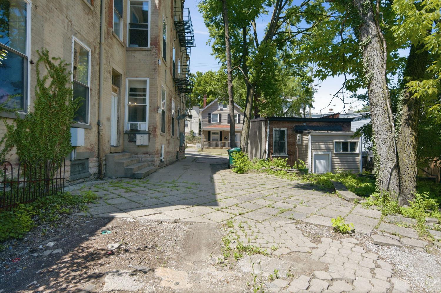 215 Warner Street, Cincinnati, OH, 45219 — photo 15