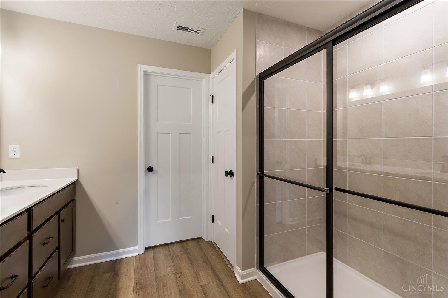 304 Parkview Lane #93304, Miami Twp, OH, 45150 — photo 17