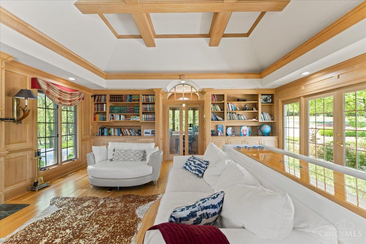 6220 Hawk Ridge Lane, Indian Hill, OH, 45243 — photo 19