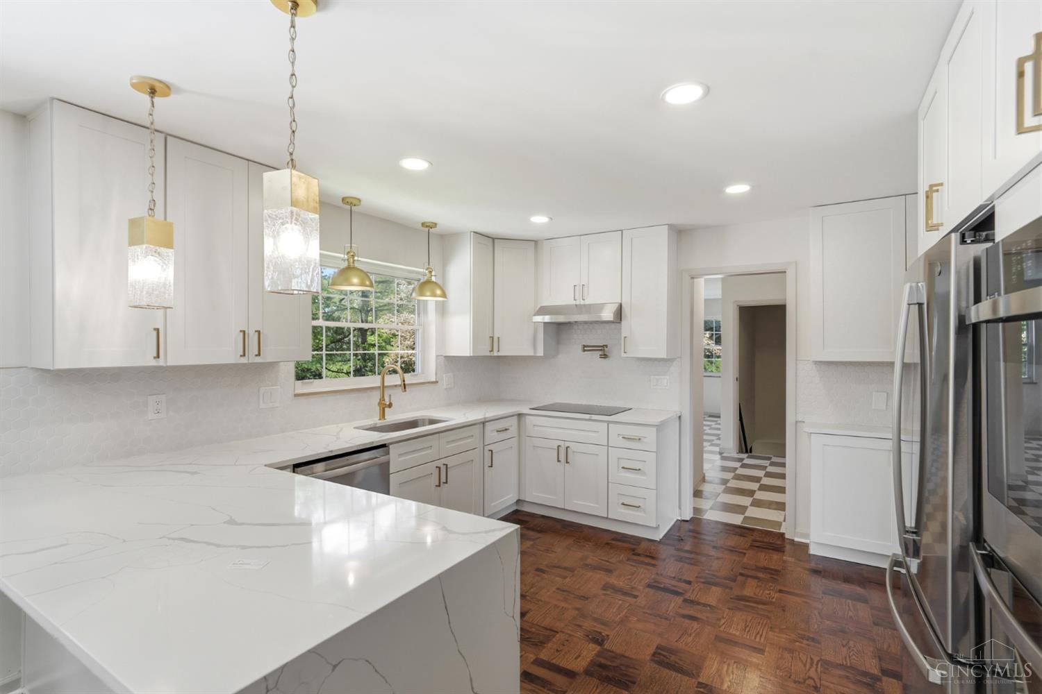 9299 Fidelis Drive, Blue Ash, OH, 45242 — photo 11