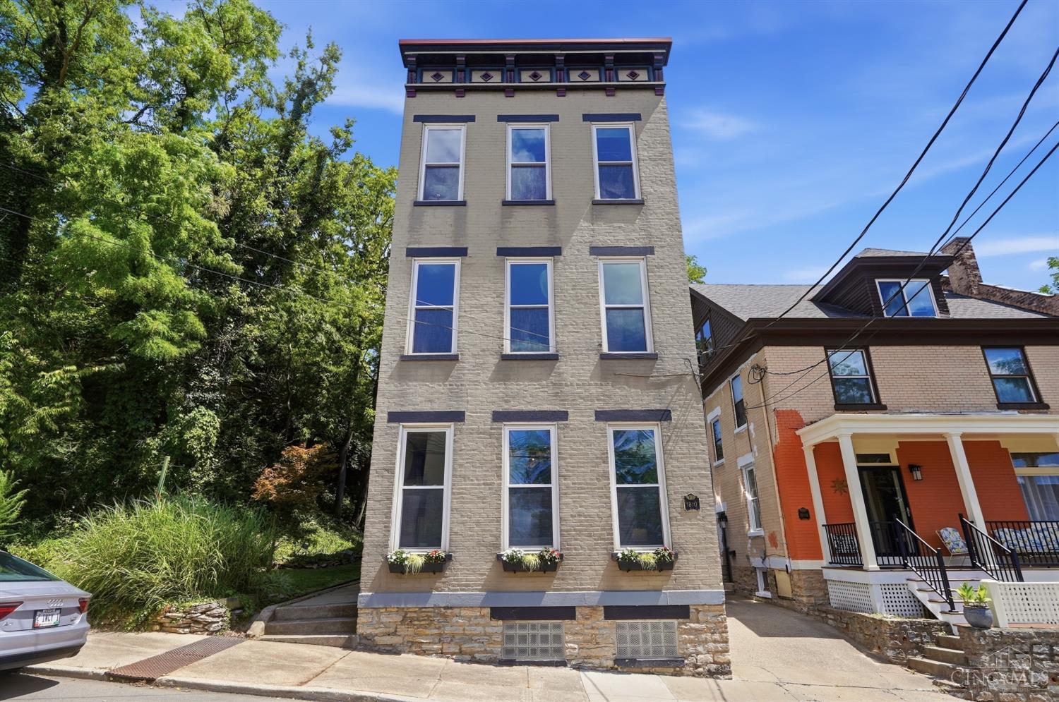 1810 Walker Street, Cincinnati, OH, 45202 — photo 2
