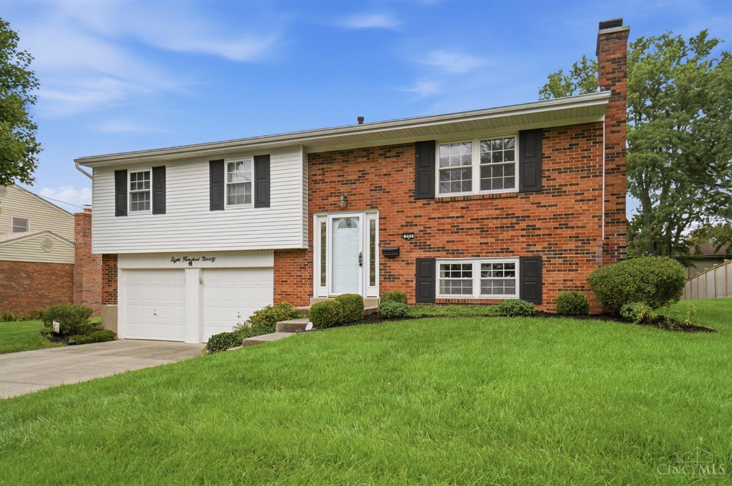 890 Summerfield Lane, Springdale, OH, 45240 — photo 15