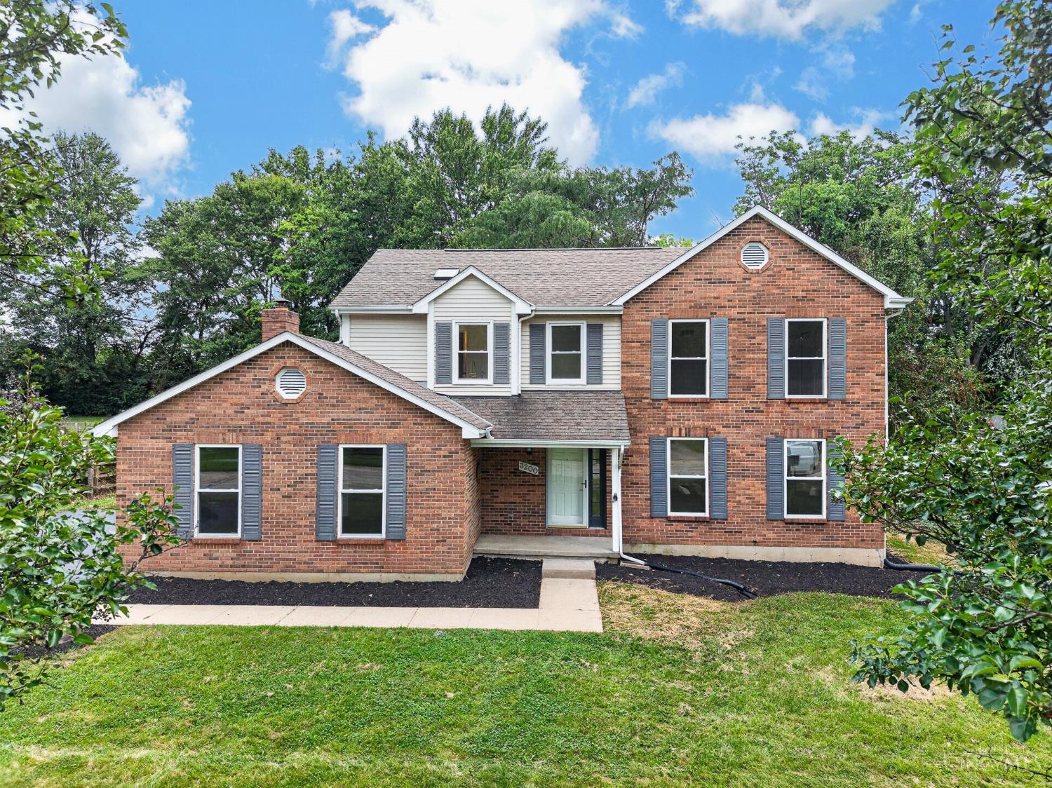 2nd image of 3200 Shadow Ridge Dr, Loveland, OH 45140 | MLS# 1891039