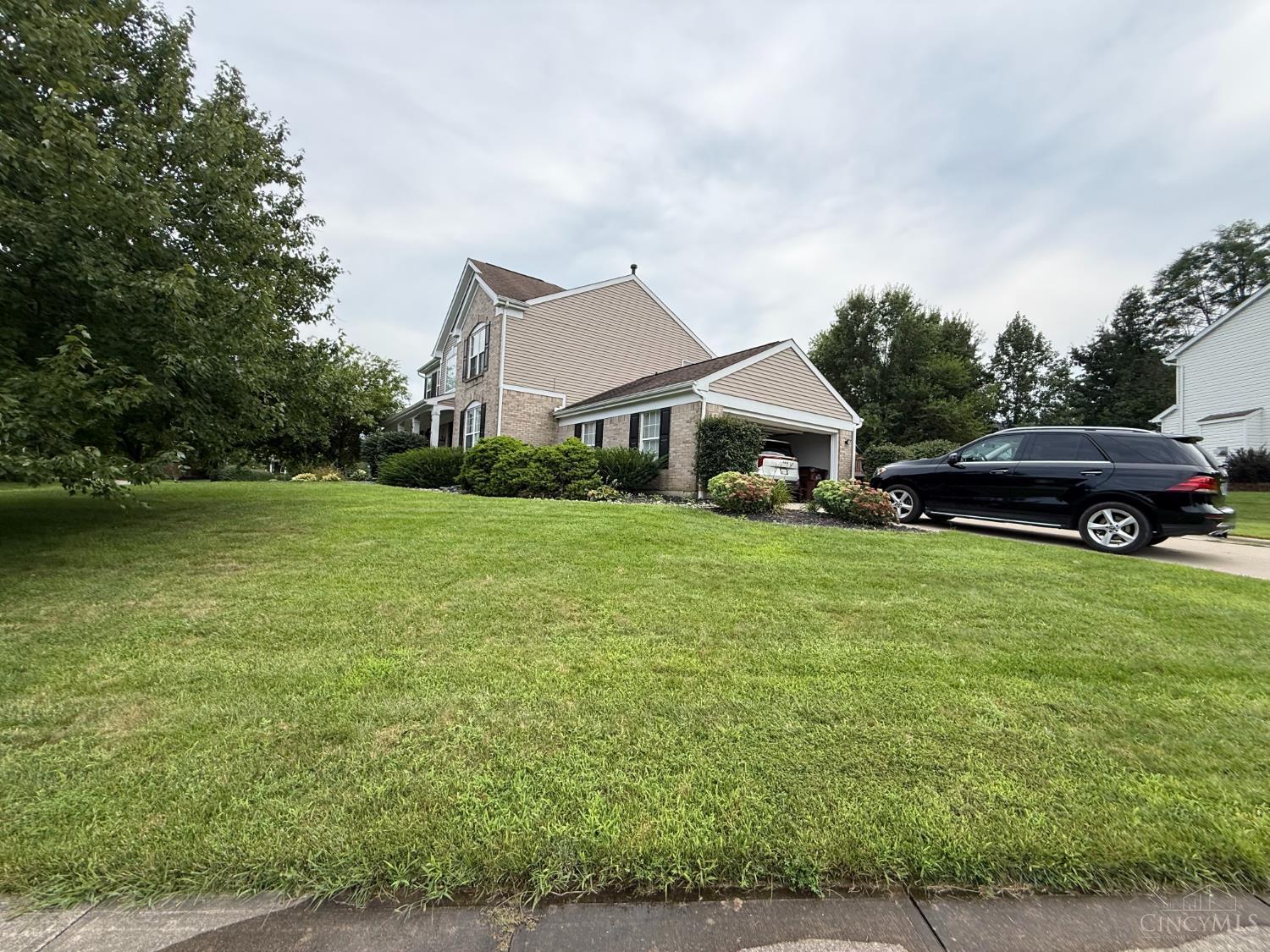 image of 6007 Wedgwood Dr, Hamilton Twp, OH 45152 | MLS# 1891008