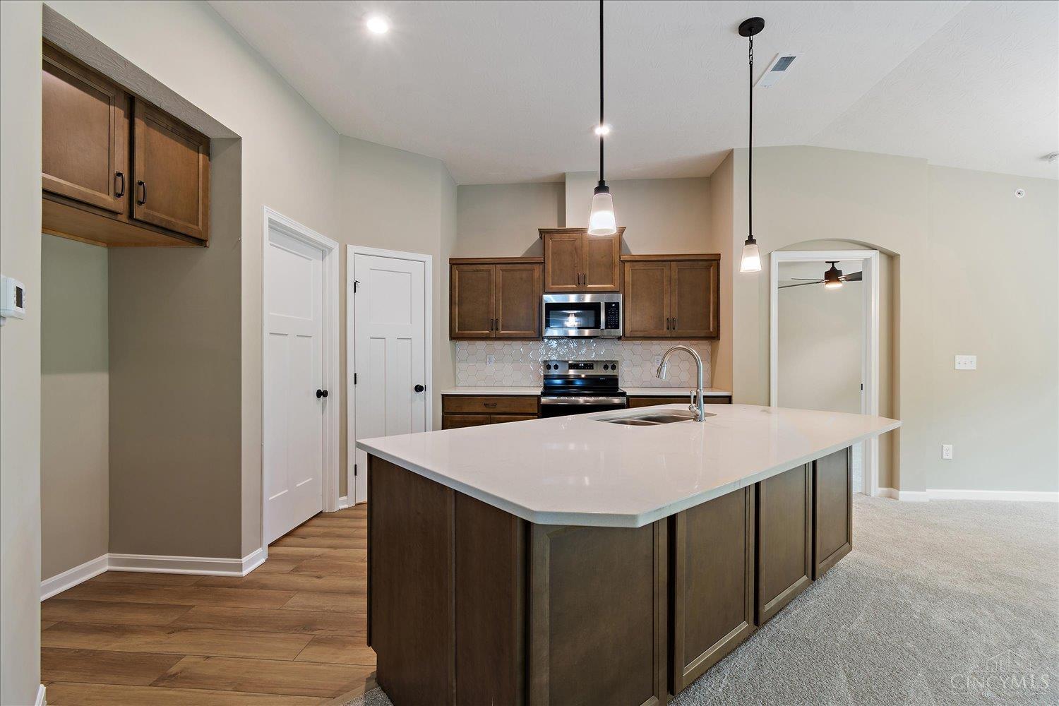 304 Parkview Lane #93304, Miami Twp, OH, 45150 — photo 2