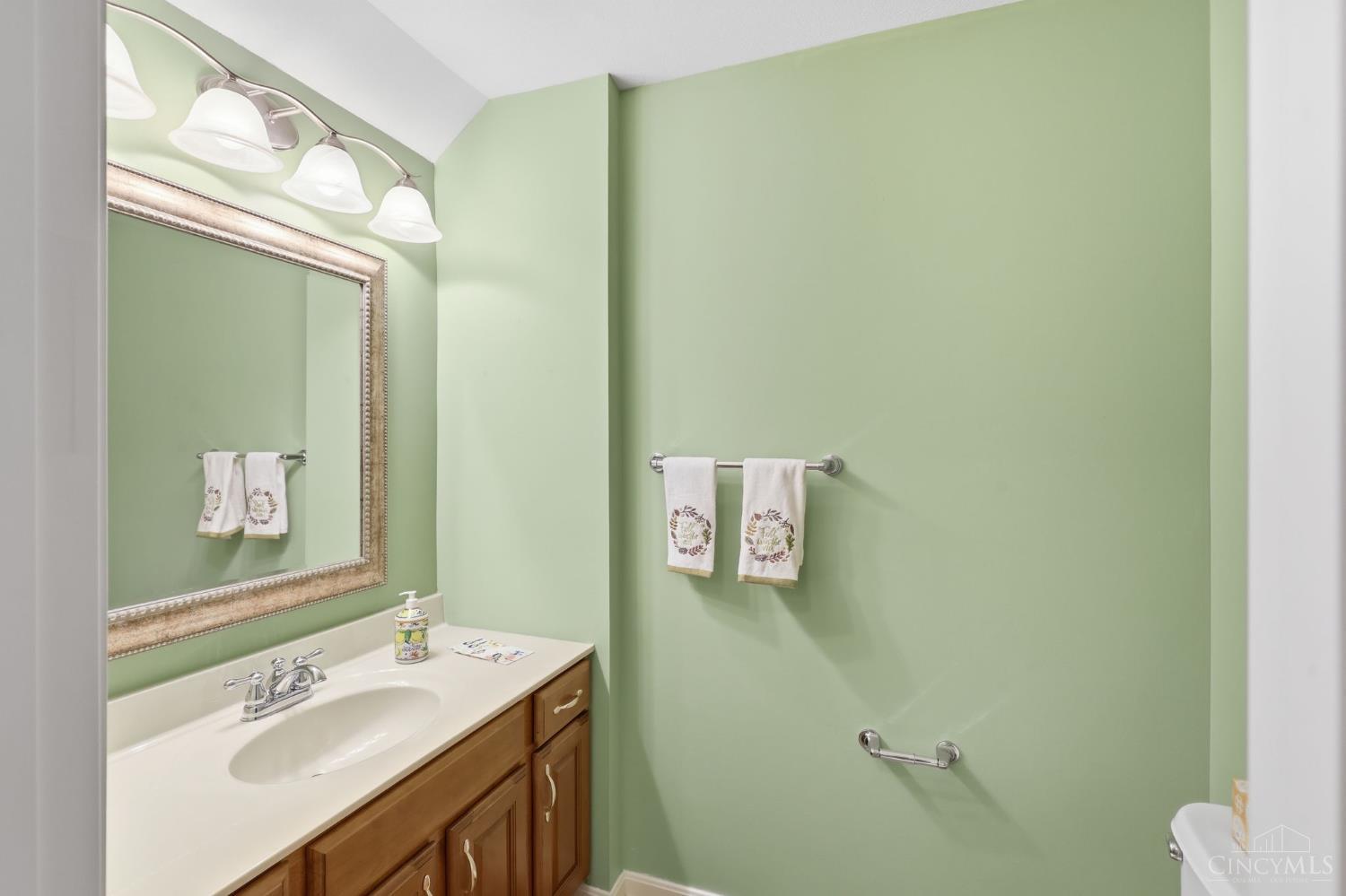 7886 Bridge Point Drive, Green Twp, OH, 45248 — photo 14